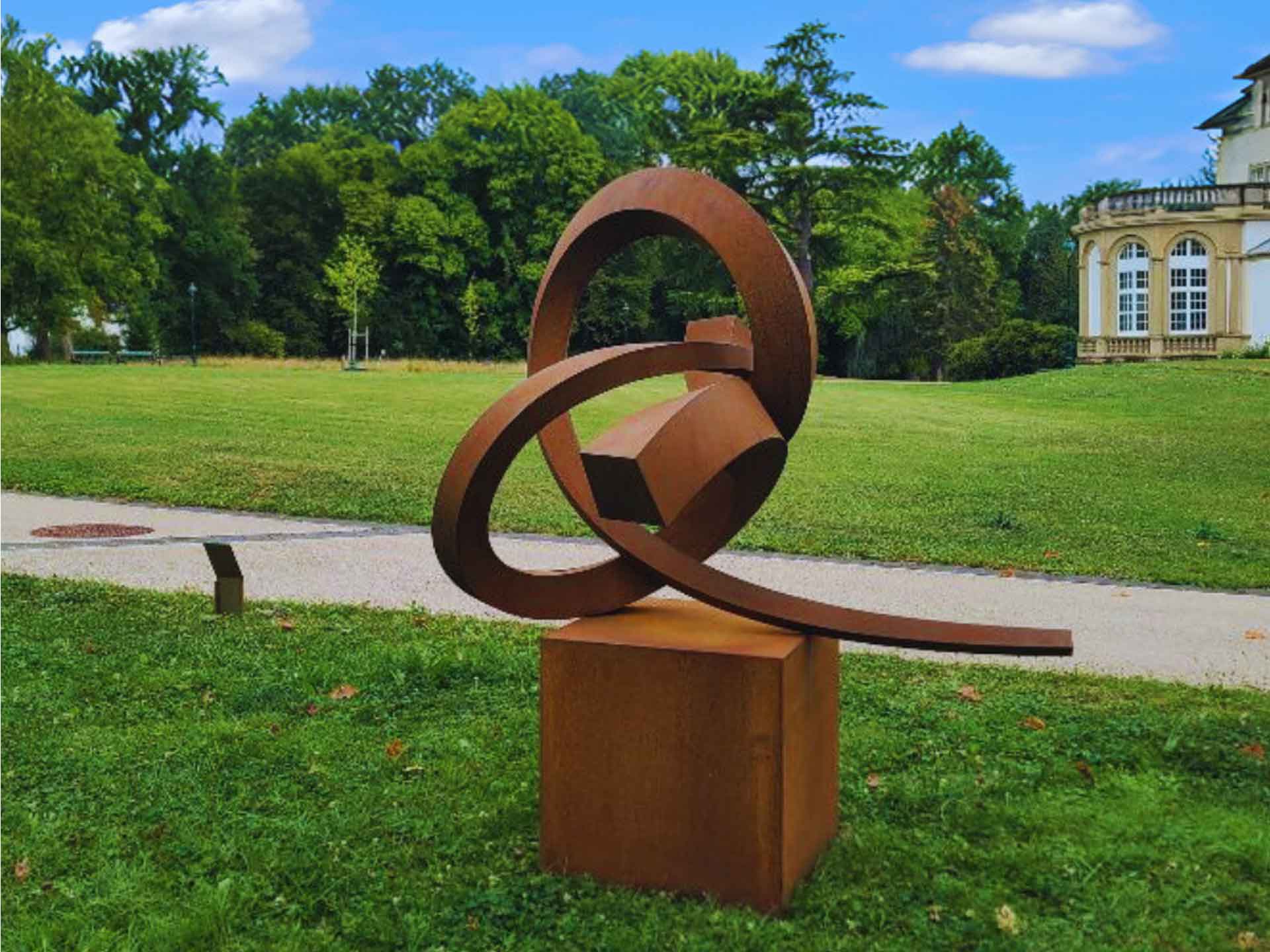 Art Quadriennale Ausstellung Skulpturale im Gustavsgarten